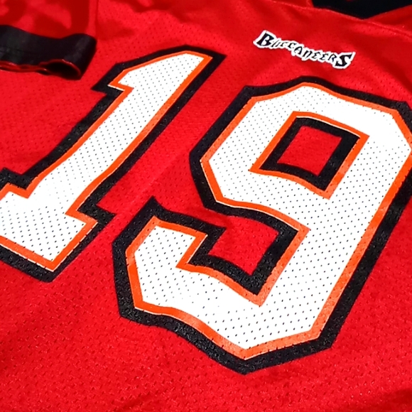 Vintage Puma "Buccaneers" Keshawn Johnson Replica Jersey - Picture 4 of 11